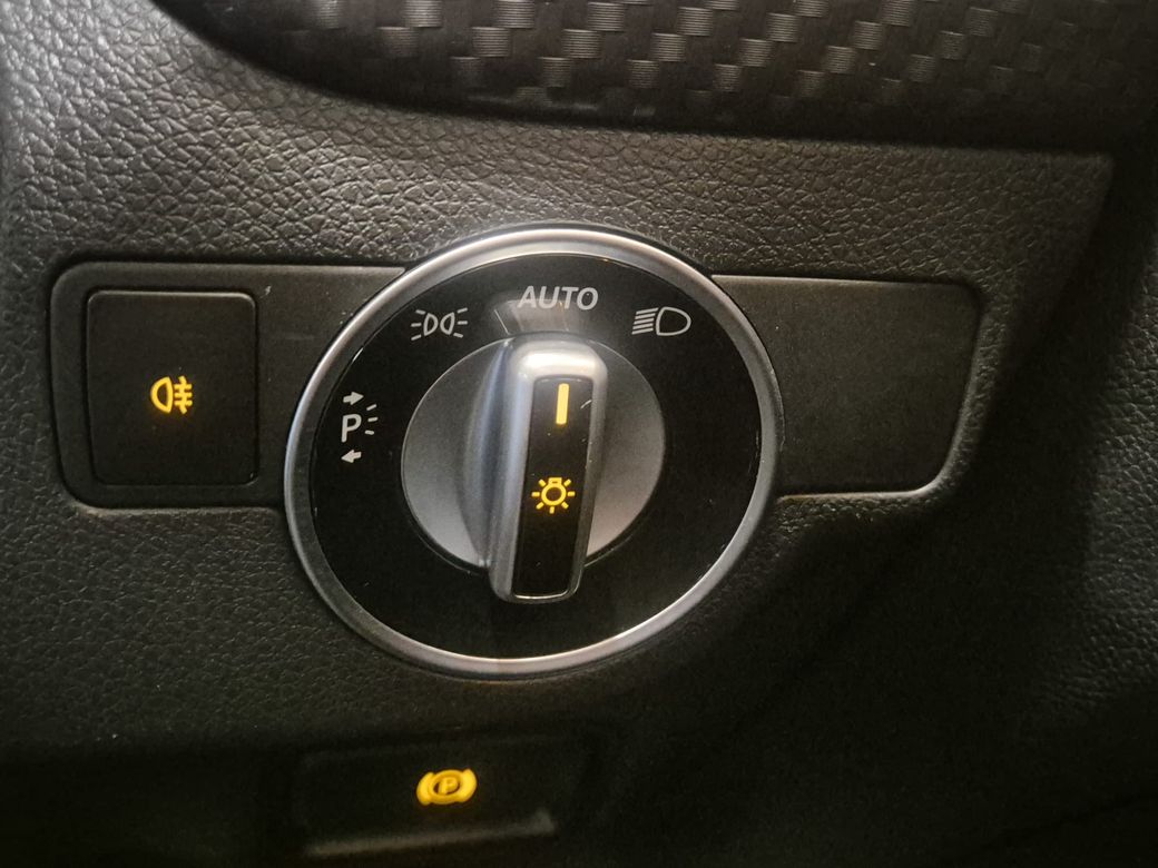 2013 Mercedes-Benz A 180