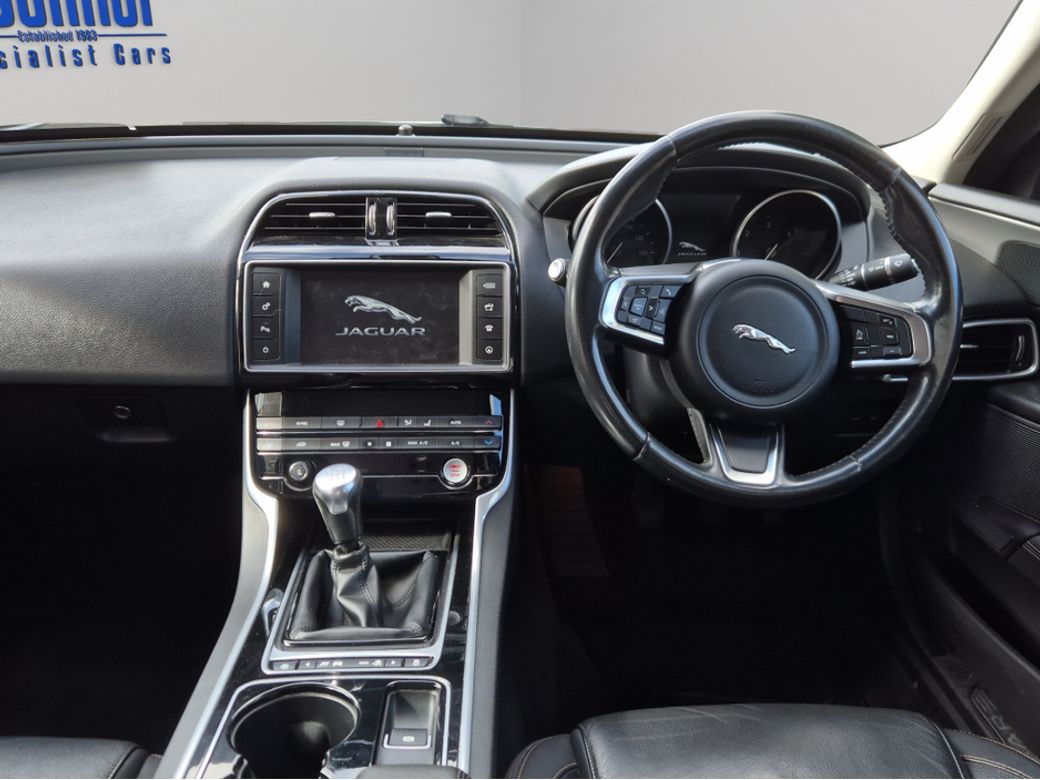 2017 Jaguar XE