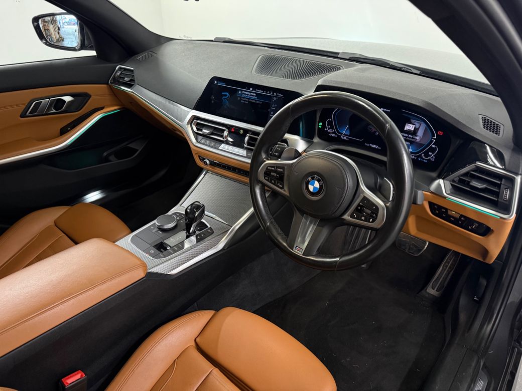 2020 BMW 330