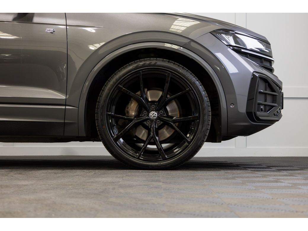 2025 Volkswagen Touareg