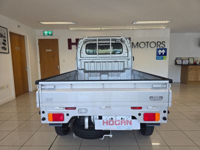 2025 Suzuki Carry