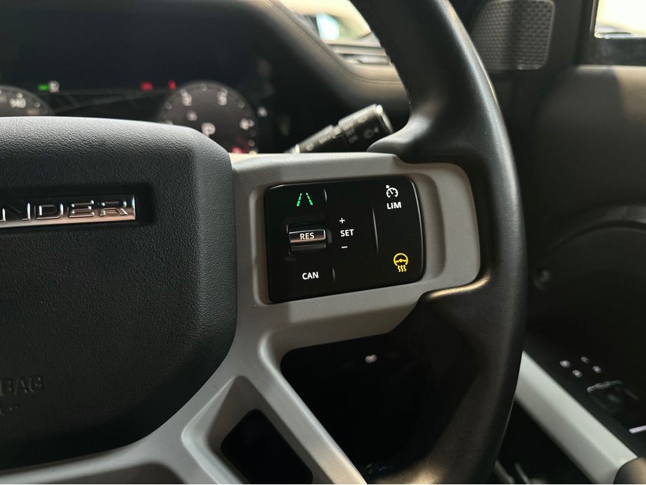 2024 Land Rover Defender