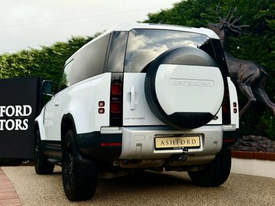 2023 Land Rover Defender