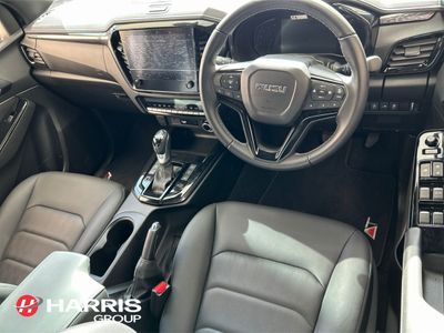 2026 Silver Isuzu D-MAX