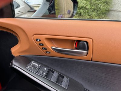 2021 Lexus IS 300h