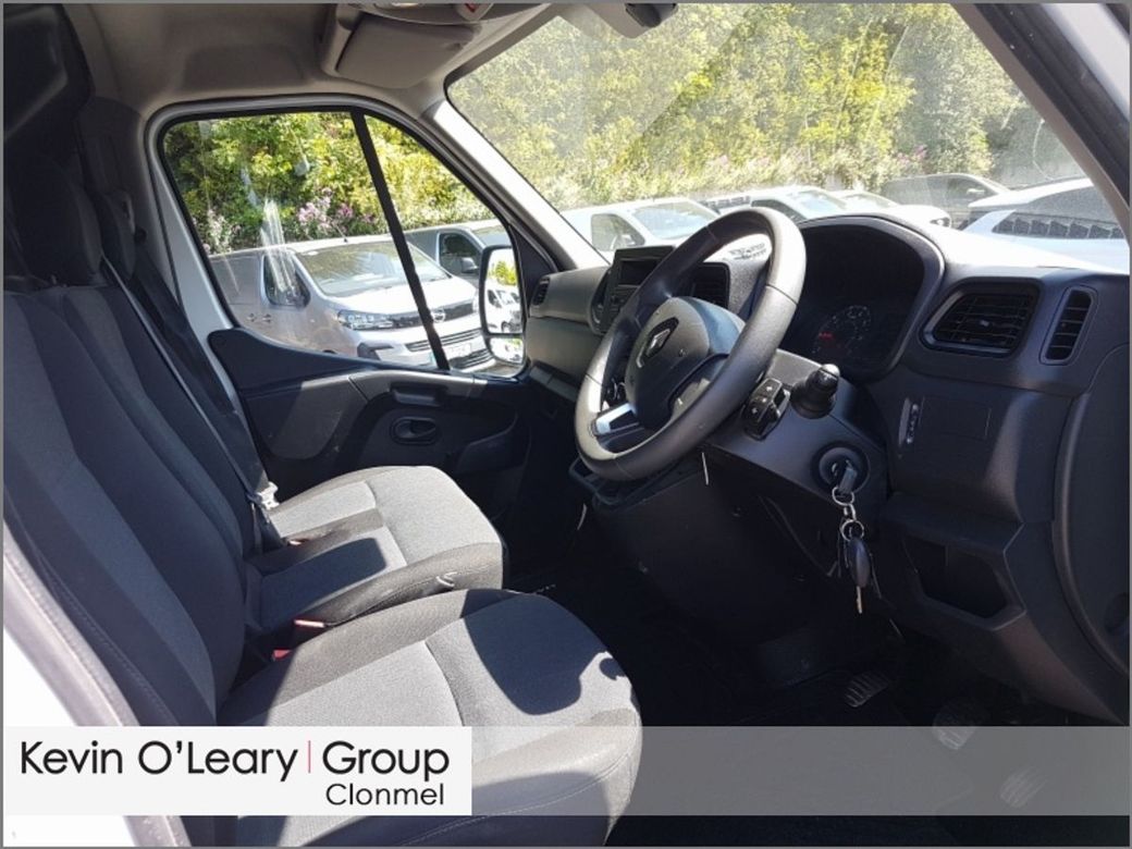 2023 Renault Master