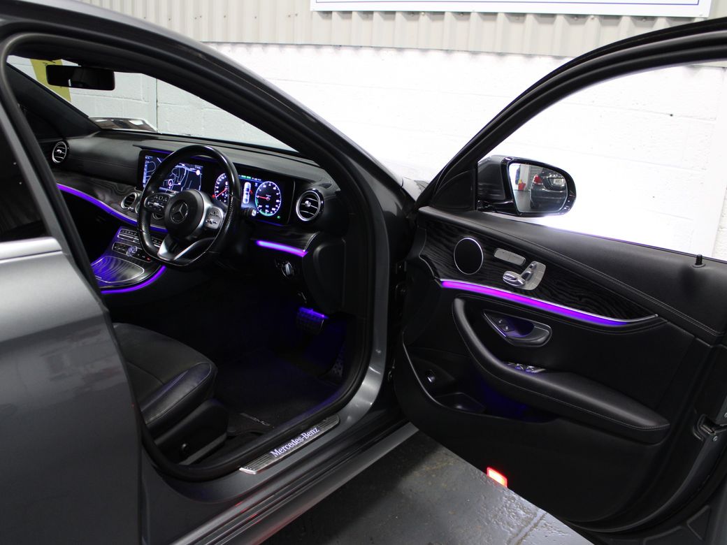 2020 Mercedes-Benz E 300