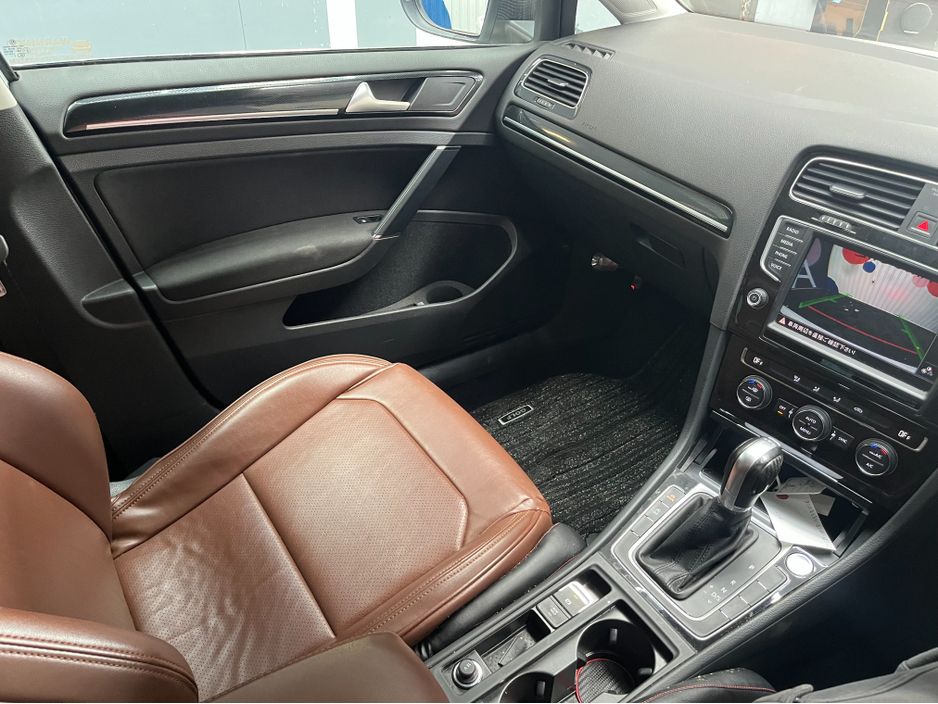 2017 Volkswagen Golf