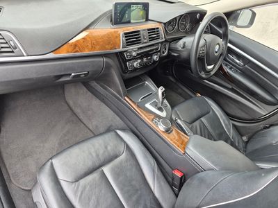 2018 BMW 320