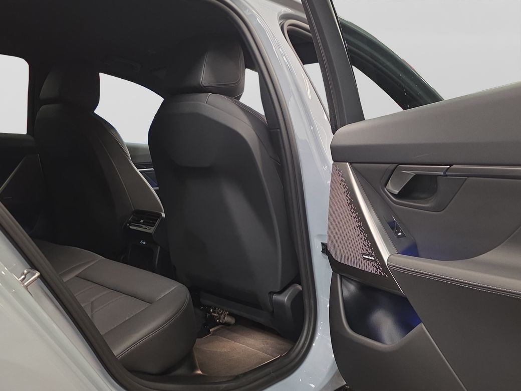2024 BMW i5
