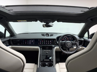 2025 Porsche Panamera
