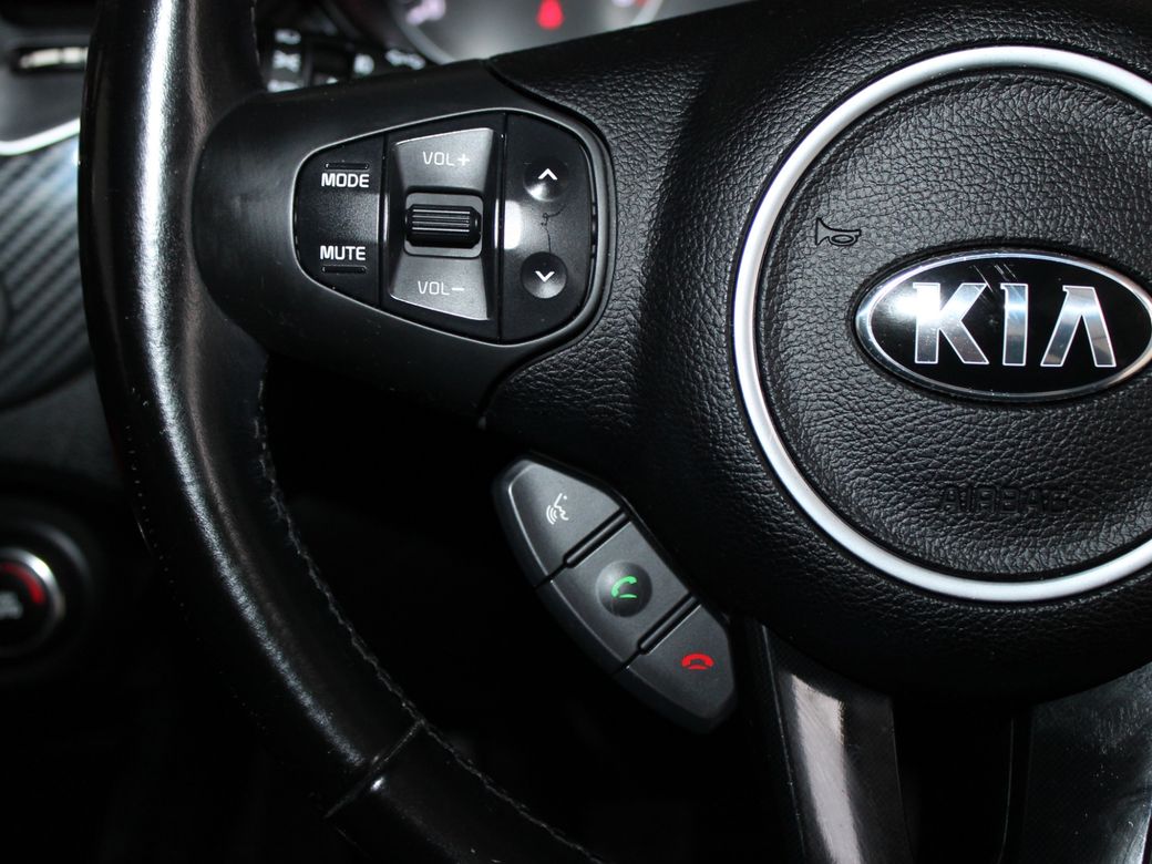 2019 Kia Carens