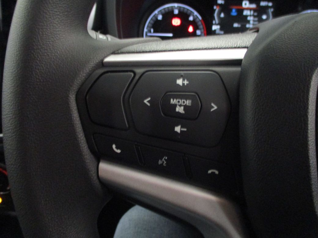 2025 Isuzu D-MAX