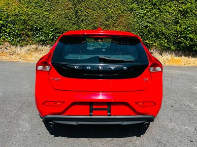 2014 Volvo V40
