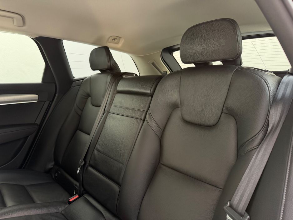 2019 Volvo V90