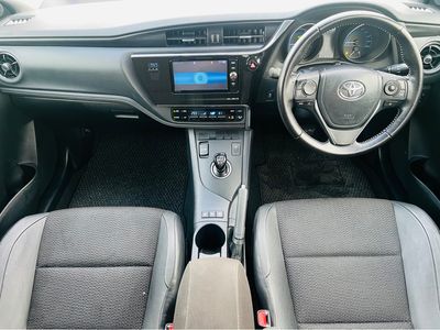 2016 Toyota Auris