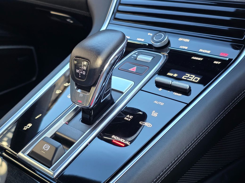 2023 Porsche Panamera