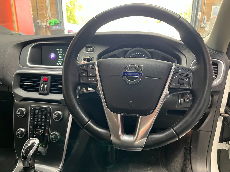 2015 Volvo V40
