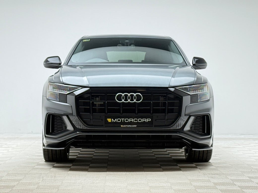 2023 Audi Q8