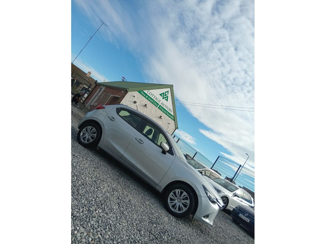 2017 Mazda Demio