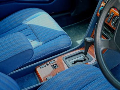 1991 Mercedes-Benz E 300