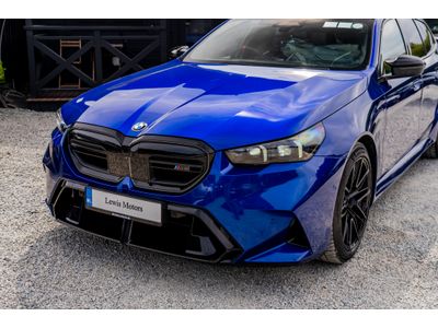 2025 BMW M5