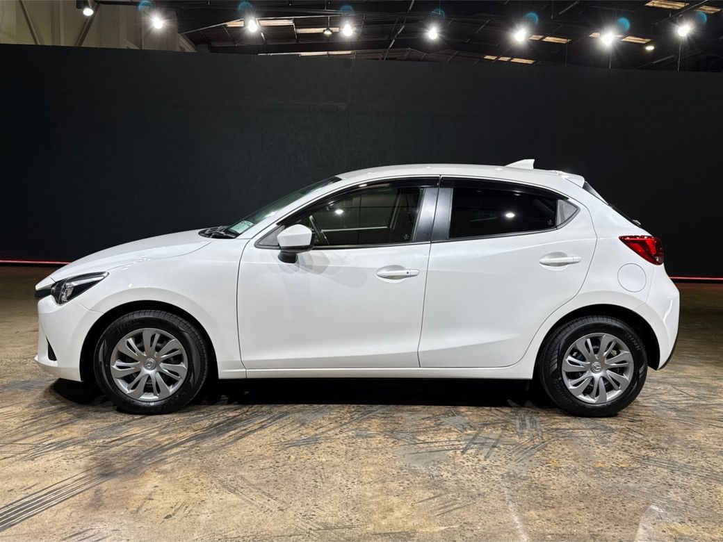 2017 Mazda Demio
