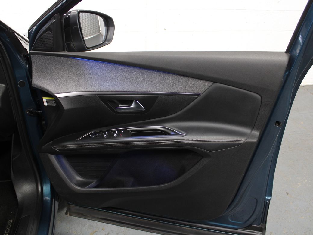 2020 Peugeot 5008
