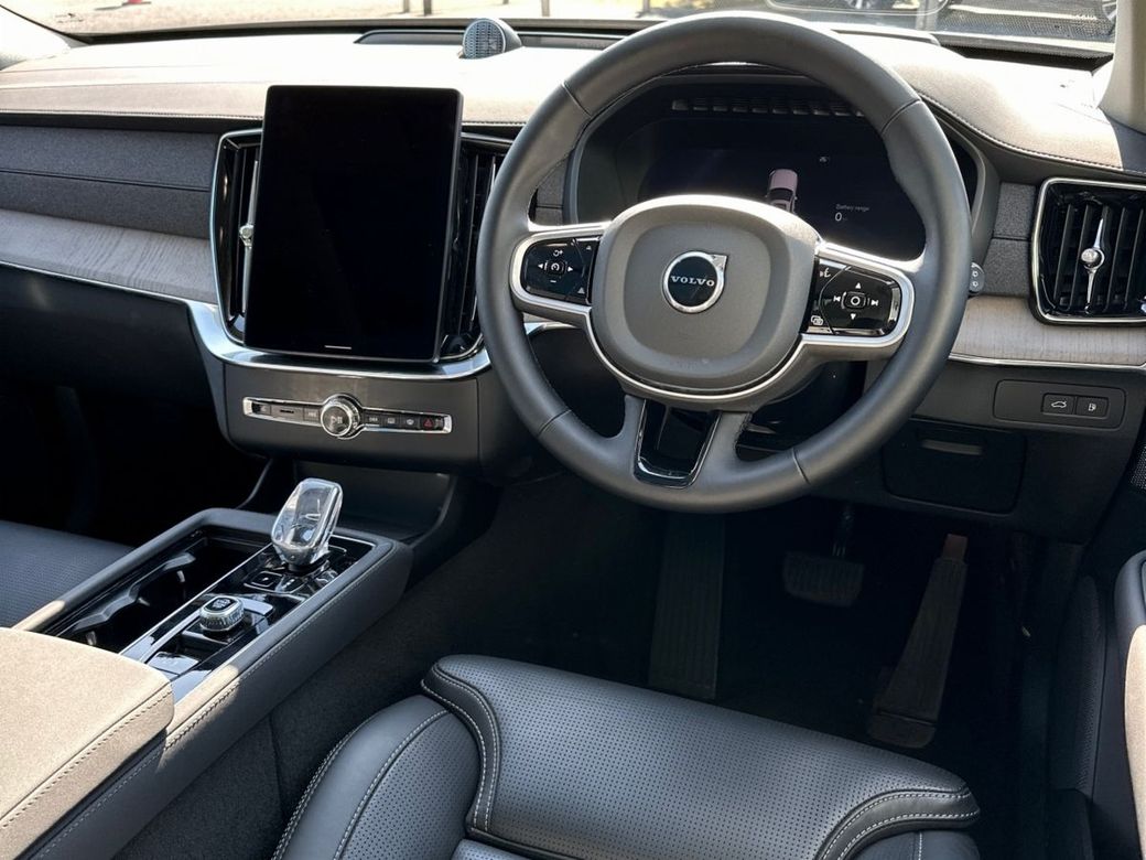2025 Volvo XC90