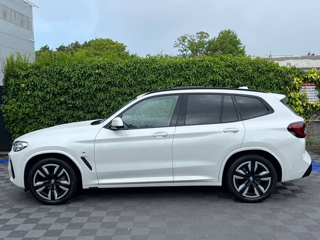 2024 BMW iX3
