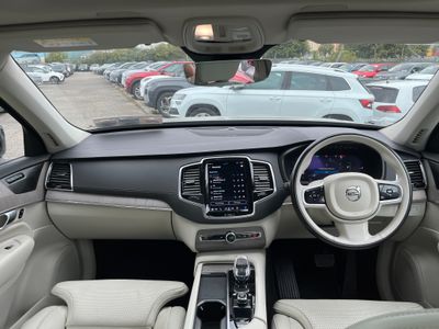 2022 Volvo XC90