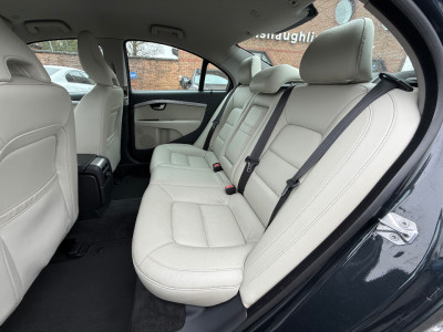 2015 Volvo S80