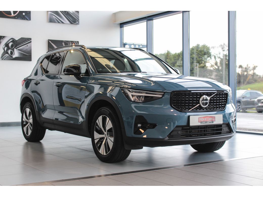 2023 Volvo XC40