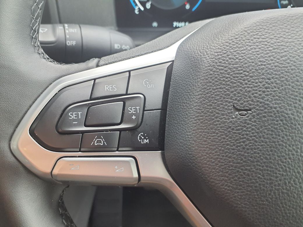 2025 Volkswagen Transporter