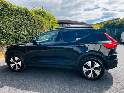 2022 Volvo XC40