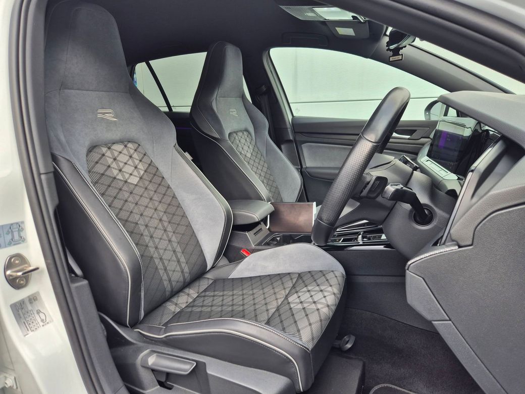 2024 Volkswagen Golf