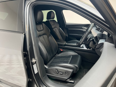2022 Audi e-tron