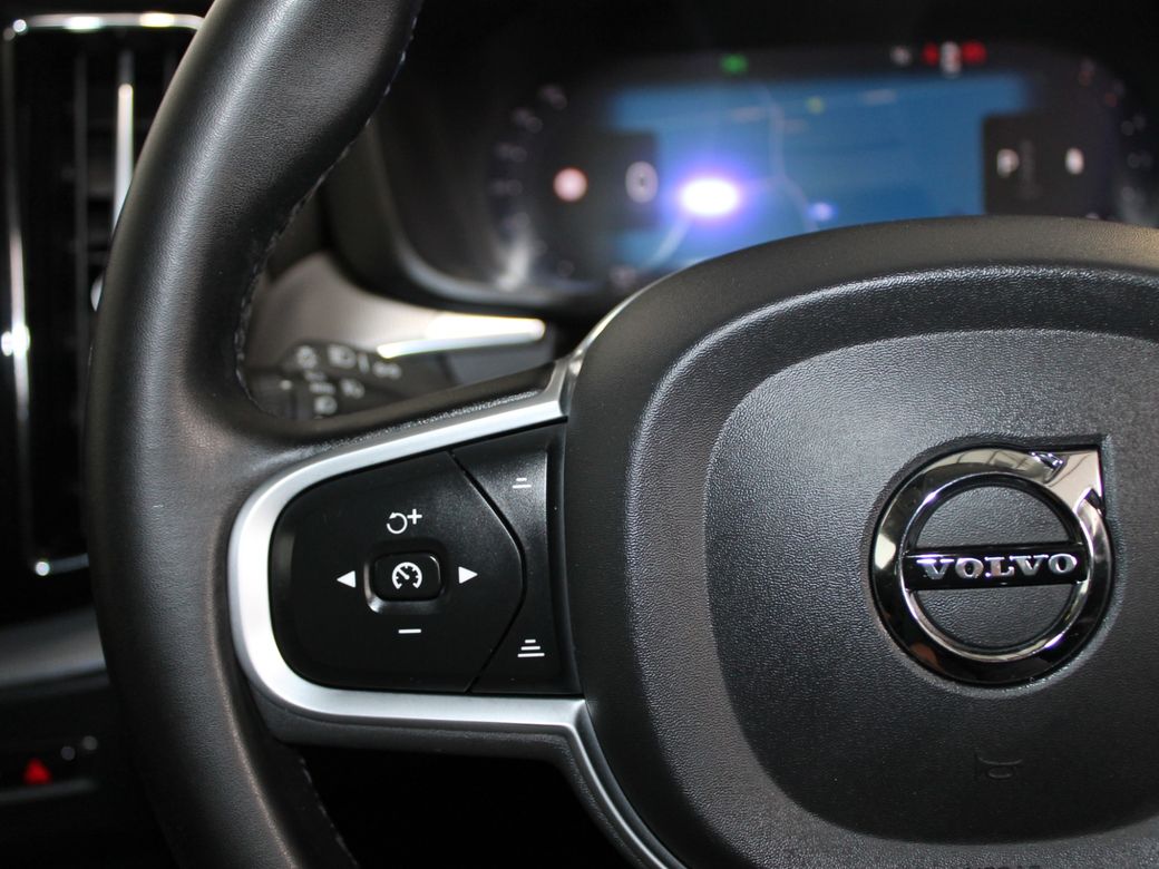 2022 Volvo XC60