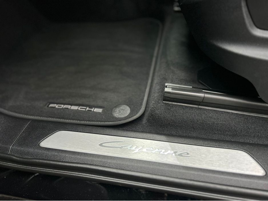 2024 Porsche Cayenne