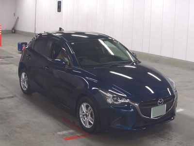 2017 Mazda Demio