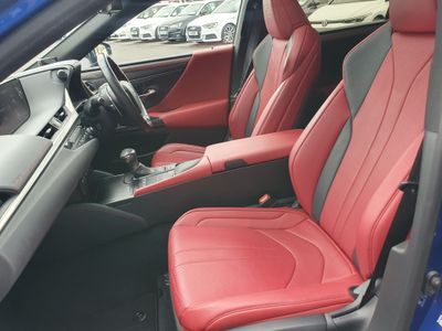2019 Lexus ES 300h