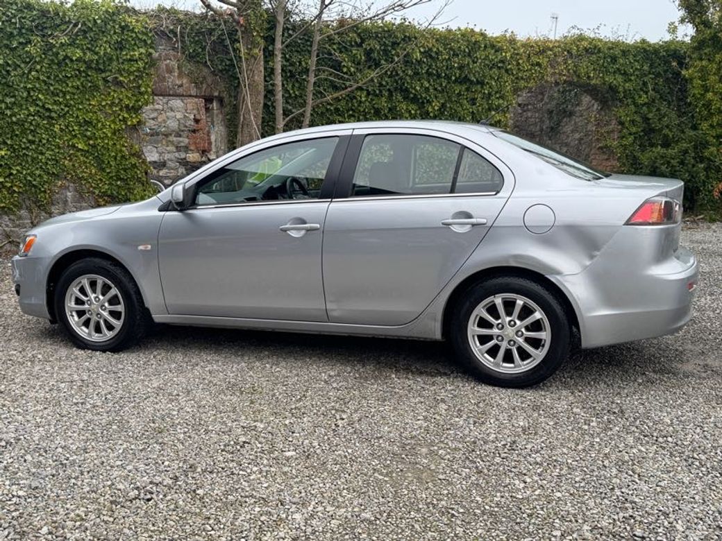 2012 Mitsubishi Lancer