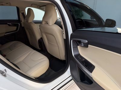 2017 Volvo V60 Cross Country