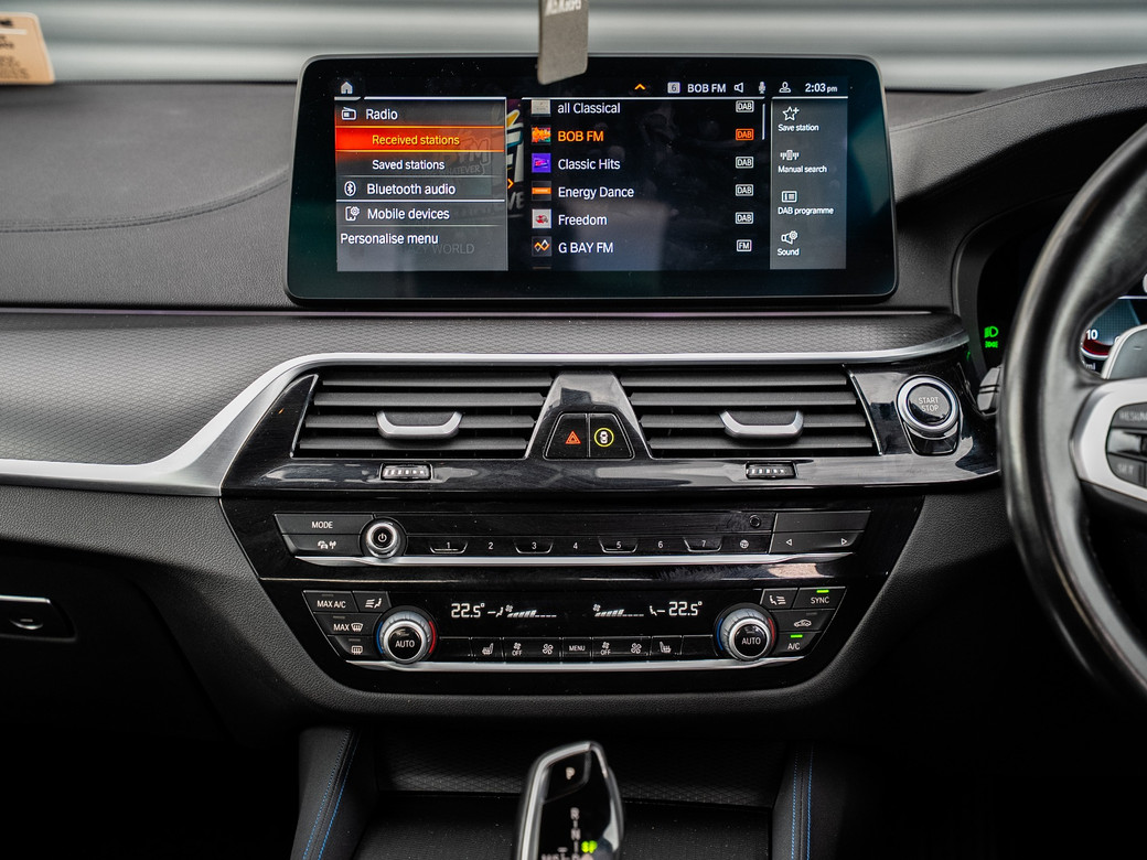 2022 BMW 5 Series