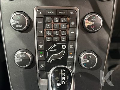 2020 Volvo V40