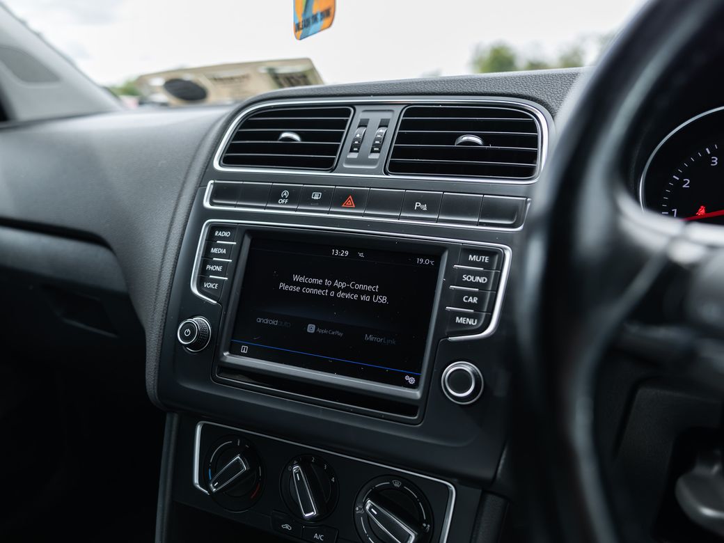 2018 Volkswagen Polo