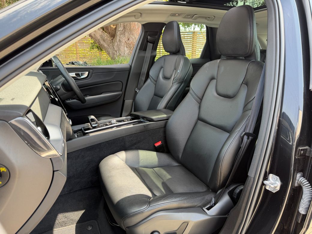 2022 Volvo XC60