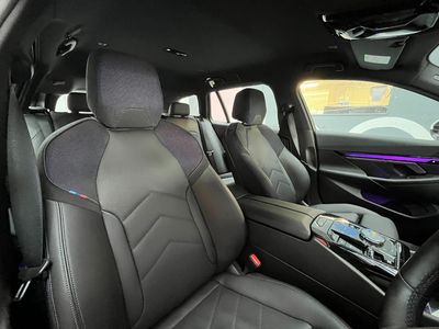 2025 BMW i5