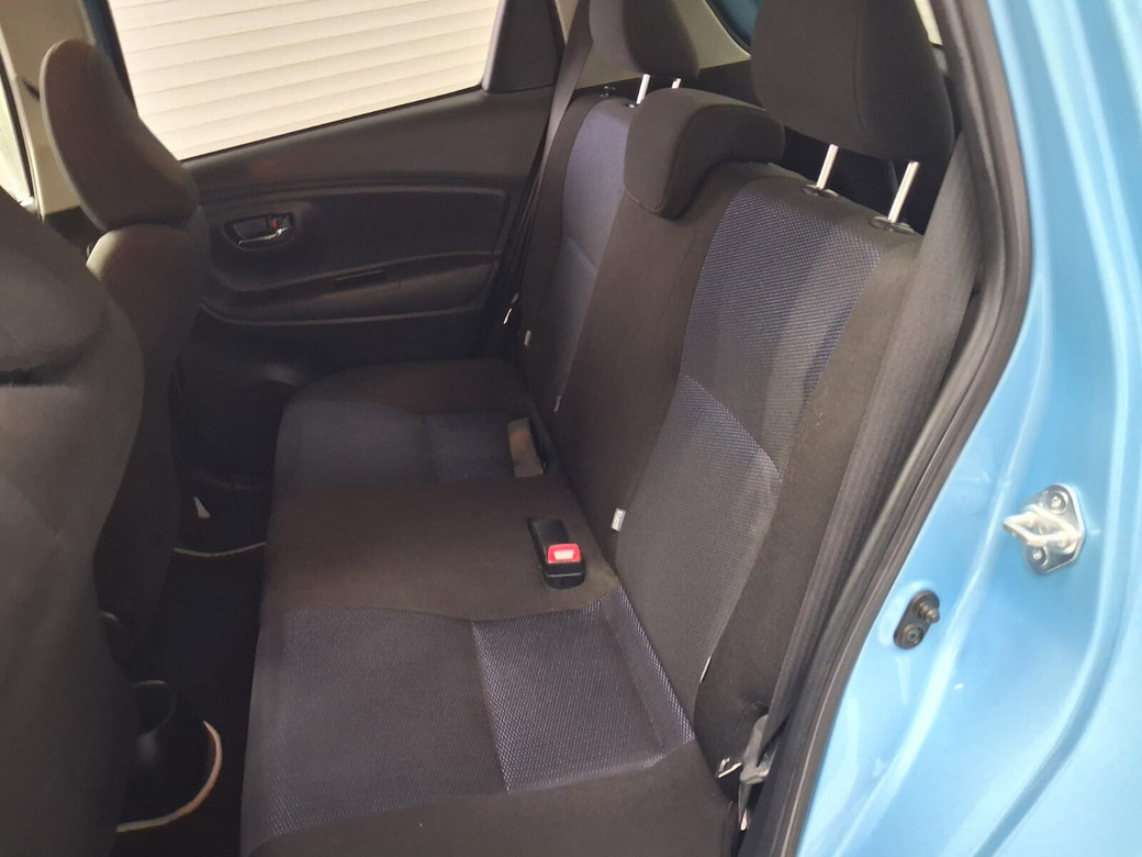 2016 Toyota Vitz