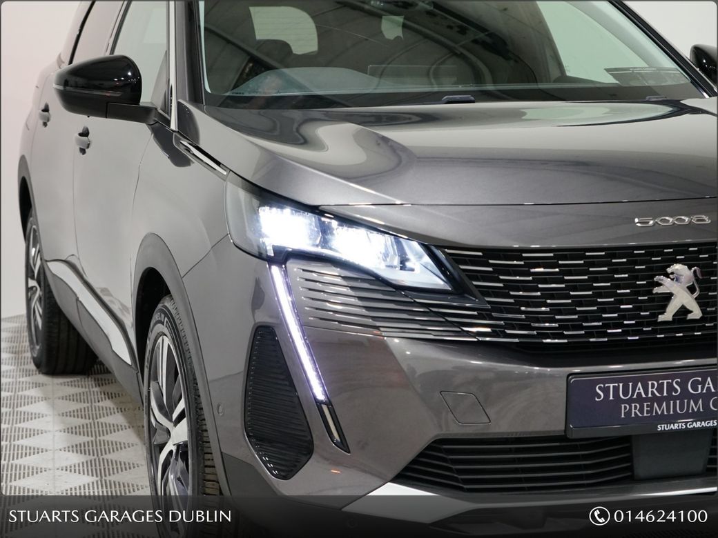 2022 Peugeot 5008